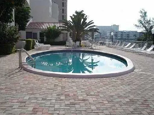 1 bed, 1.0 bath, 662 sqft, $1,800 — Photo 4