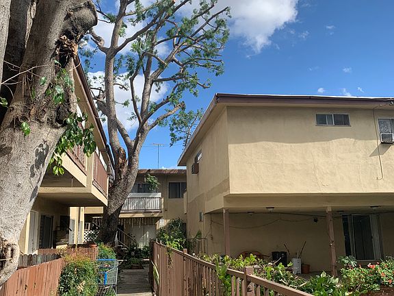 2nd image of 15150 Parthenia St #66