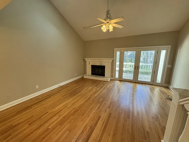 1800 Eastwood Rd #171 — Photo 4