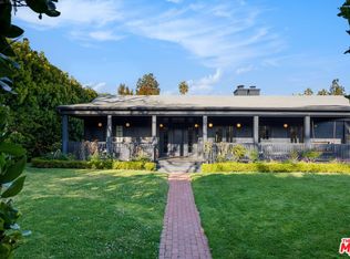 250 S Chadbourne Ave, Los Angeles, CA 90049