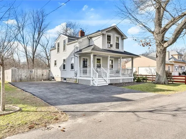187 Reynolds Ave, Warwick, RI 02889