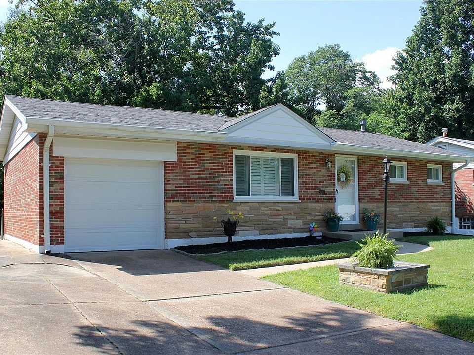 1st image of 9949 Markhall Ln