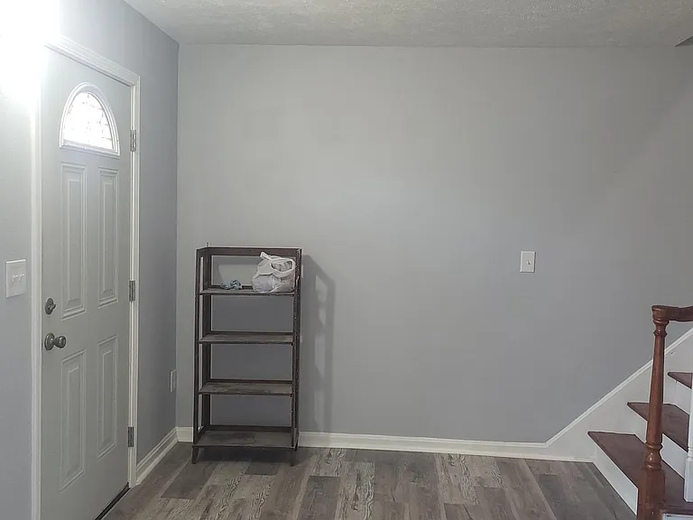 5033 Wabash Pl — Photo 2