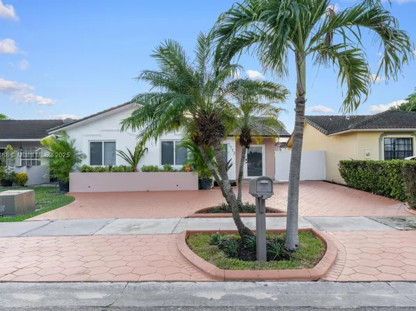 1112 SW 138th Pl, Miami, FL 33184