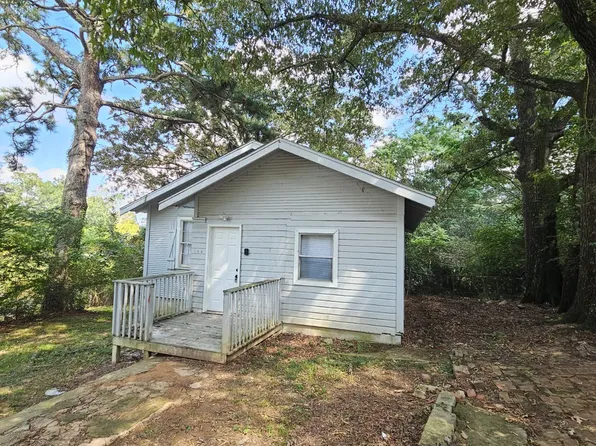 308 Cedar Cir, Adamsville, AL 35005