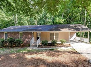 3520 Collier Dr NW, Atlanta, GA 30331
