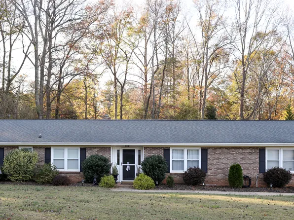 37 S Del Norte Rd, Greenville, SC 29615