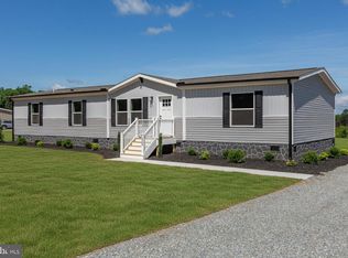 7225 Shannon Hill Rd, Louisa, VA 23093