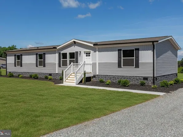 7225 Shannon Hill Rd, Louisa, VA 23093