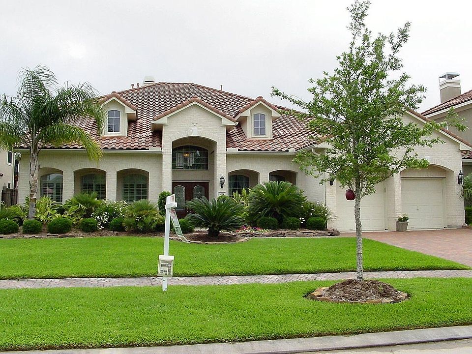 1st image of 1014 Harbour Sands Dr