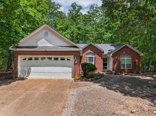41 Doblez Cir, Hot Springs, AR 71909