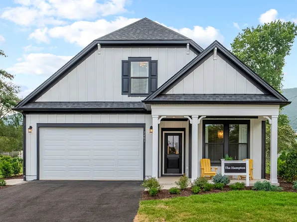 7401 Scenic Peak Way, Roanoke, VA 24019