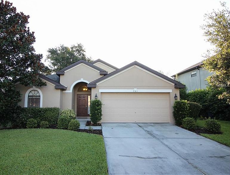 1st image of 341 Oaklanding Dr