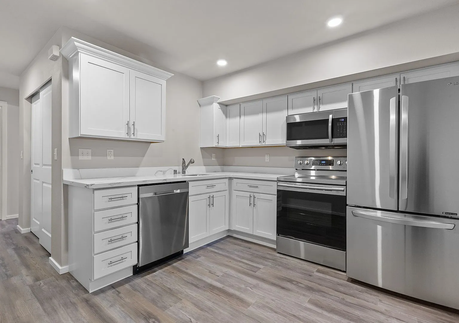 Yakima Apartments — Photo 3