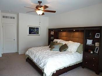3rd image of 33252 Slocum Dr