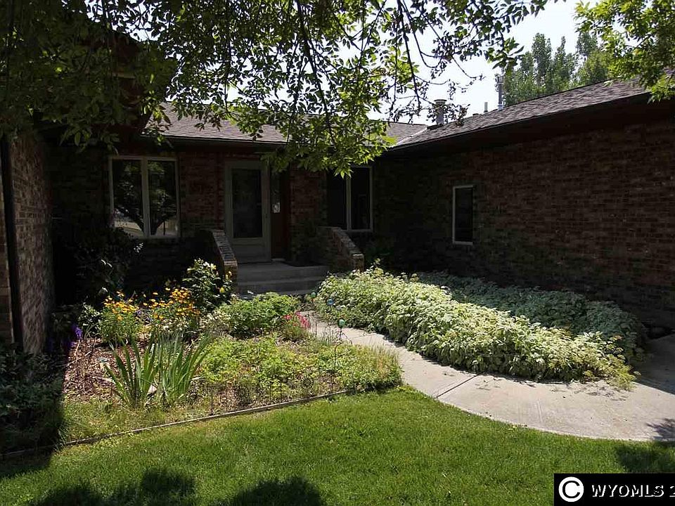 2nd image of 514 Teton Pl