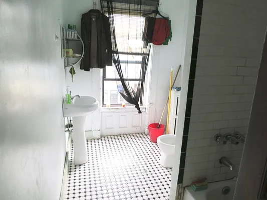 Rented by CGE Realty Services LLC | media 13