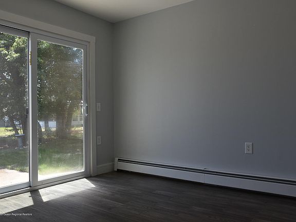 5th image of 79 Orlando Blvd