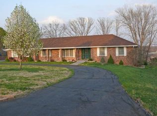 345 Ladue Rd, Jefferson City, MO 65109