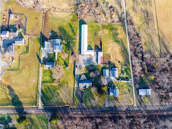 3rd image of 9718 James Rd