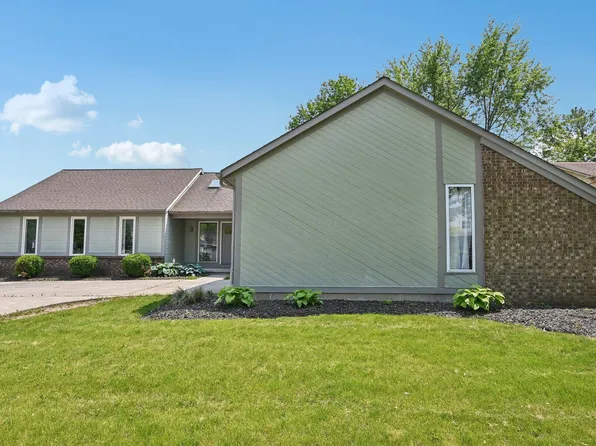 1727 Sioux Ct, Grove City, OH 43123