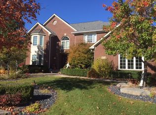 4145 Barnes Ct, Rochester, MI 48306