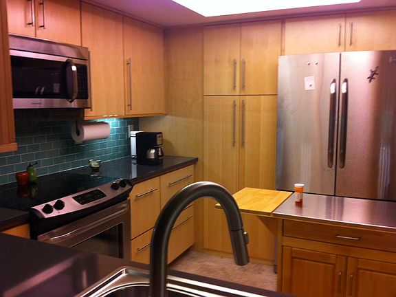 New High End Kitchen Cabinet