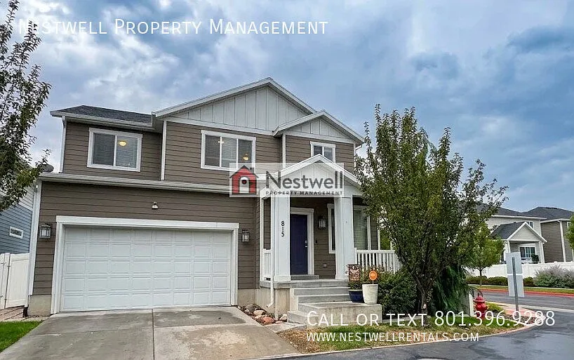 Fantastic and spacious 4-bed home in Midvale! — Photo 1