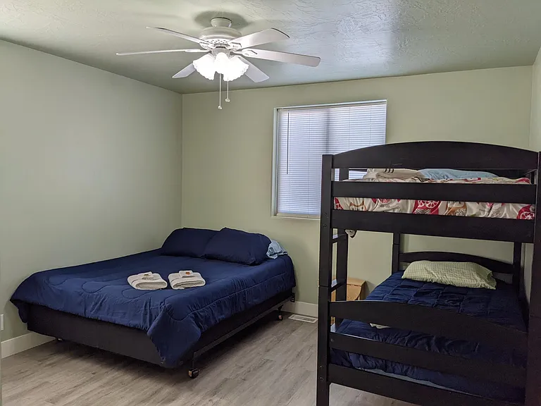 785 W Carter Dr — Photo 9
