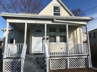 10 Gray St, Bristol, RI 02809