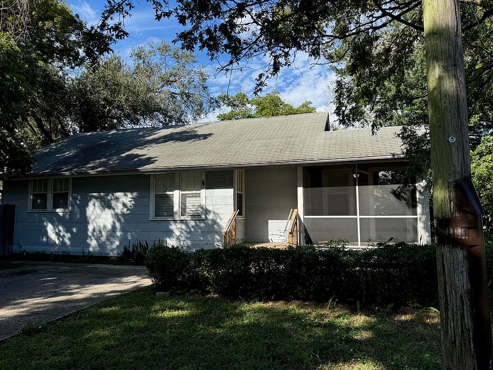 1st image of 2420 Myrtle Ave