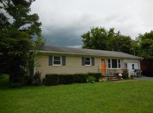 707 Rackley Dr, Pulaski, TN 38478