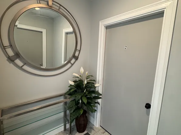 119 W Broad St APT 2, Landisville, PA 17538