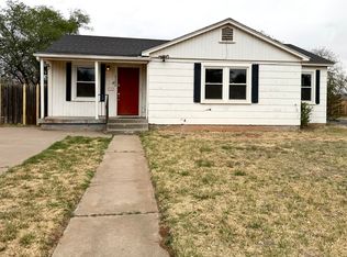 2302 32nd St, Lubbock, TX 79411