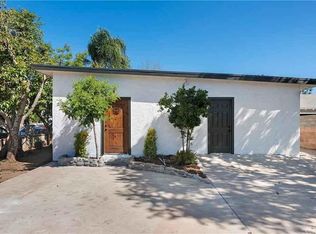 90 Valley Rd, Oak View, CA 93022