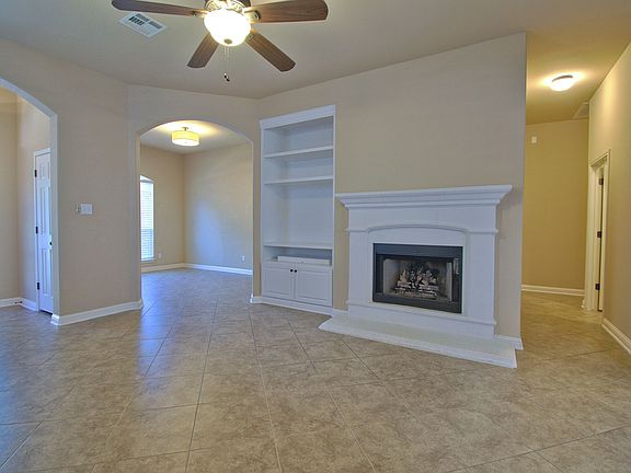 5th image of 324 Atlanta Park Dr
