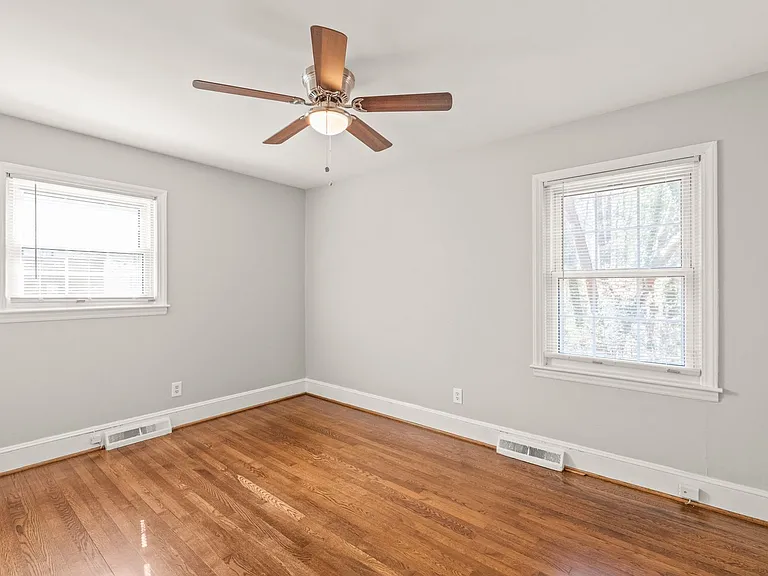4914 Kistler Ave — Photo 19
