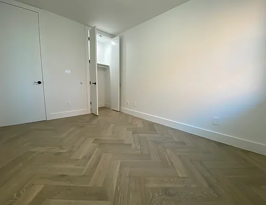 Rented by Compass | media 18