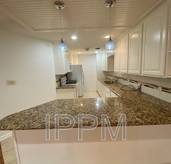 1500 Palm Valley Dr #12 — Photo 7