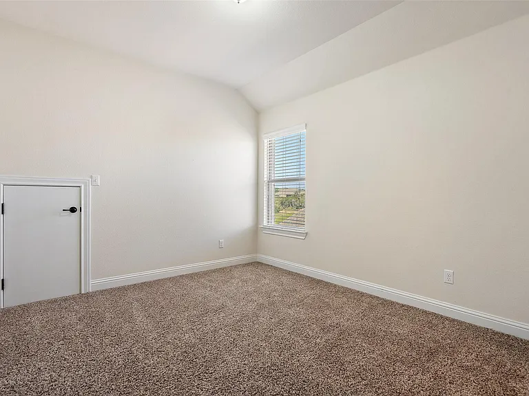 8417 Evelina Trl — Photo 31