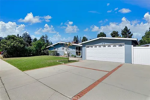1027 N Greer Ave Photo 1
