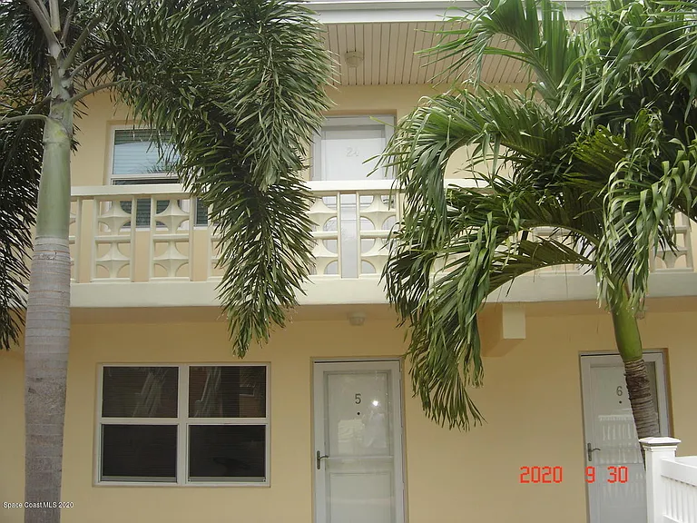 7801 Ridgewood Ave #24 — Photo 3
