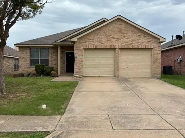 2815 Westover Dr, Grand Prairie, TX 75052