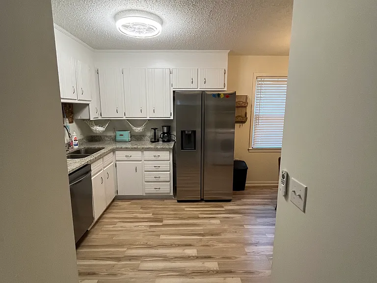 723 Poplar St — Photo 38