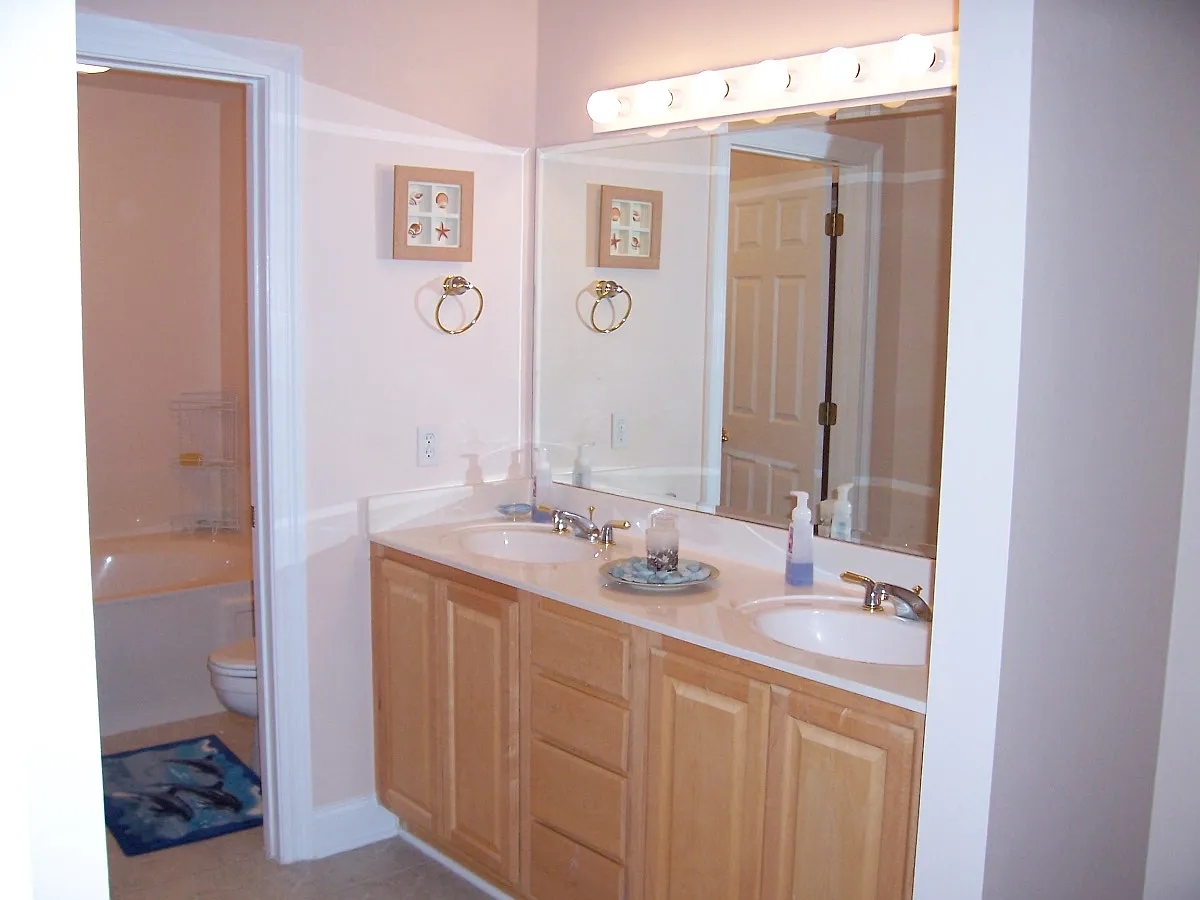 Building Photo - 4507 Furling Ln #301