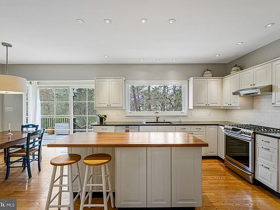 2nd image of 6262 Welton Dr