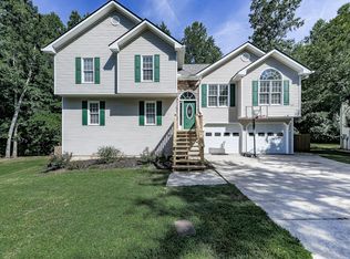 953 Taylors Farm Ct, Canton, GA 30115