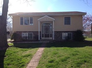1009 Casady Dr, Norwalk, IA 50211