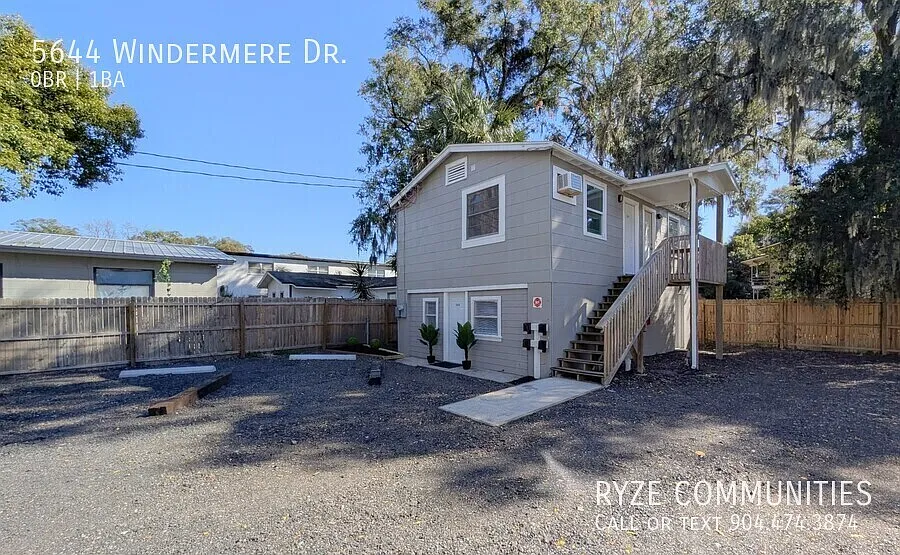 Newly Remodeled Studio Units — Photo 2