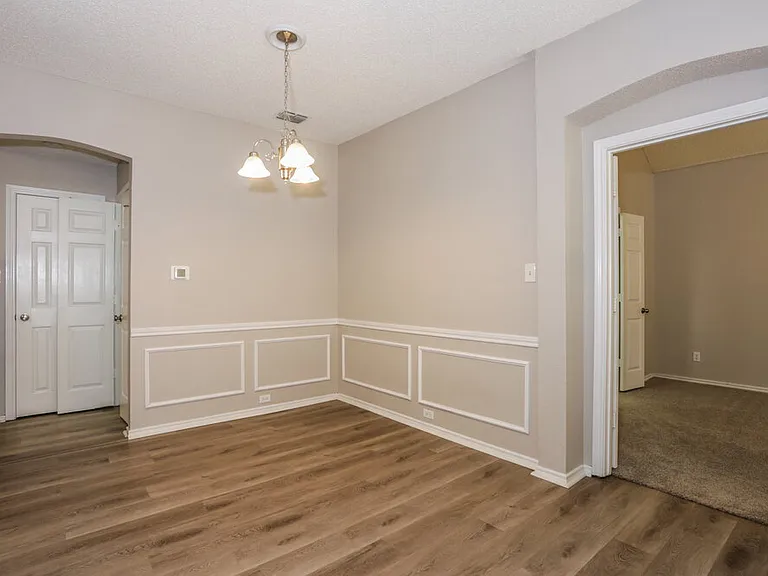 922 Golden Grove Dr — Photo 6